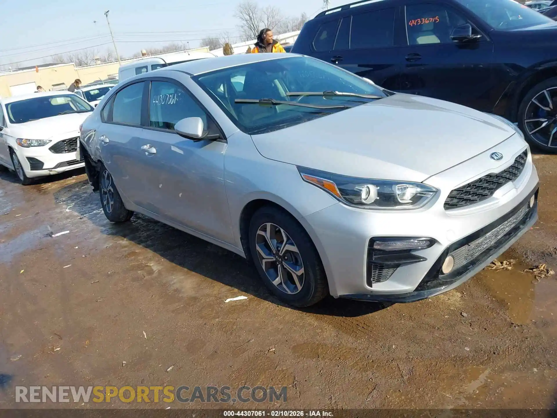 1 Photograph of a damaged car 3KPF24AD7ME362658 KIA FORTE 2021