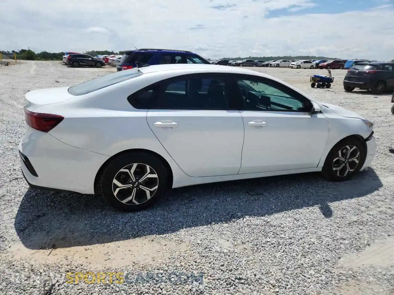 3 Photograph of a damaged car 3KPF24AD7ME375216 KIA FORTE 2021
