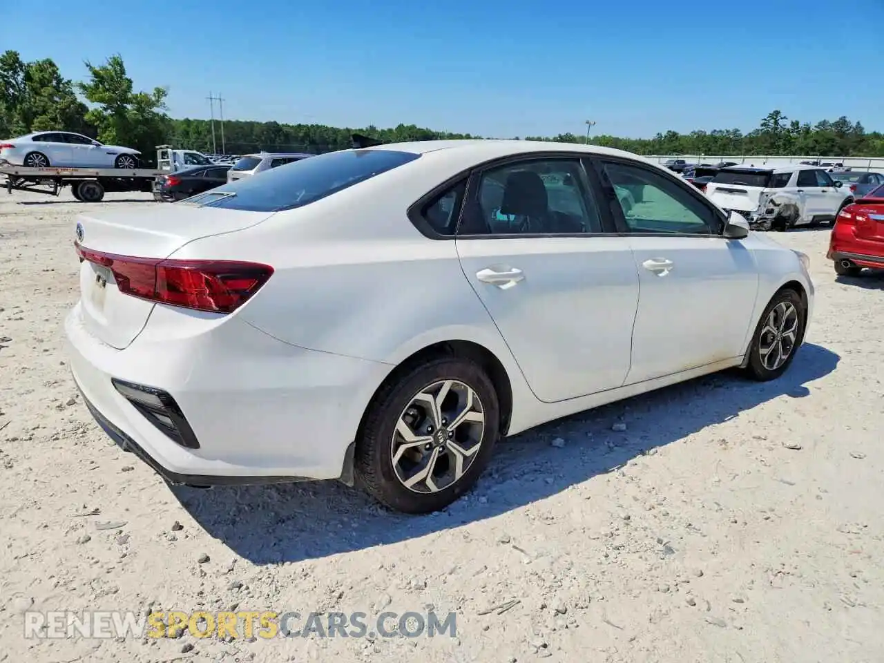 3 Фотография поврежденного автомобиля 3KPF24AD7ME408716 KIA FORTE 2021