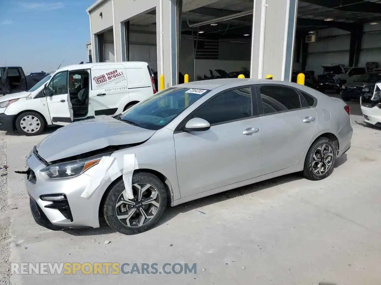 1 Photograph of a damaged car 3KPF24AD7ME414371 KIA FORTE 2021