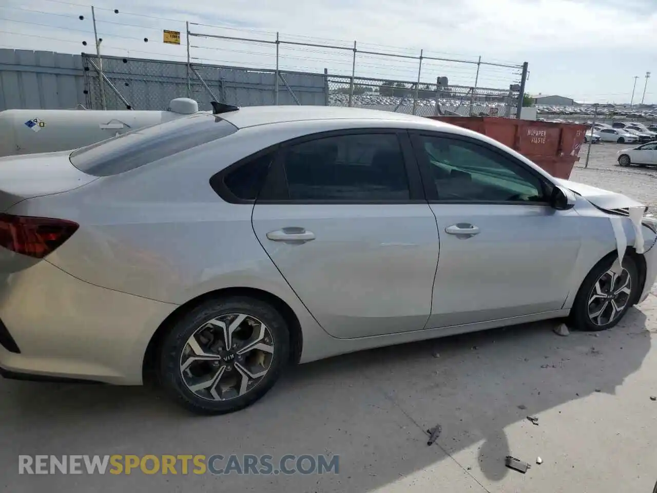 3 Photograph of a damaged car 3KPF24AD7ME414371 KIA FORTE 2021