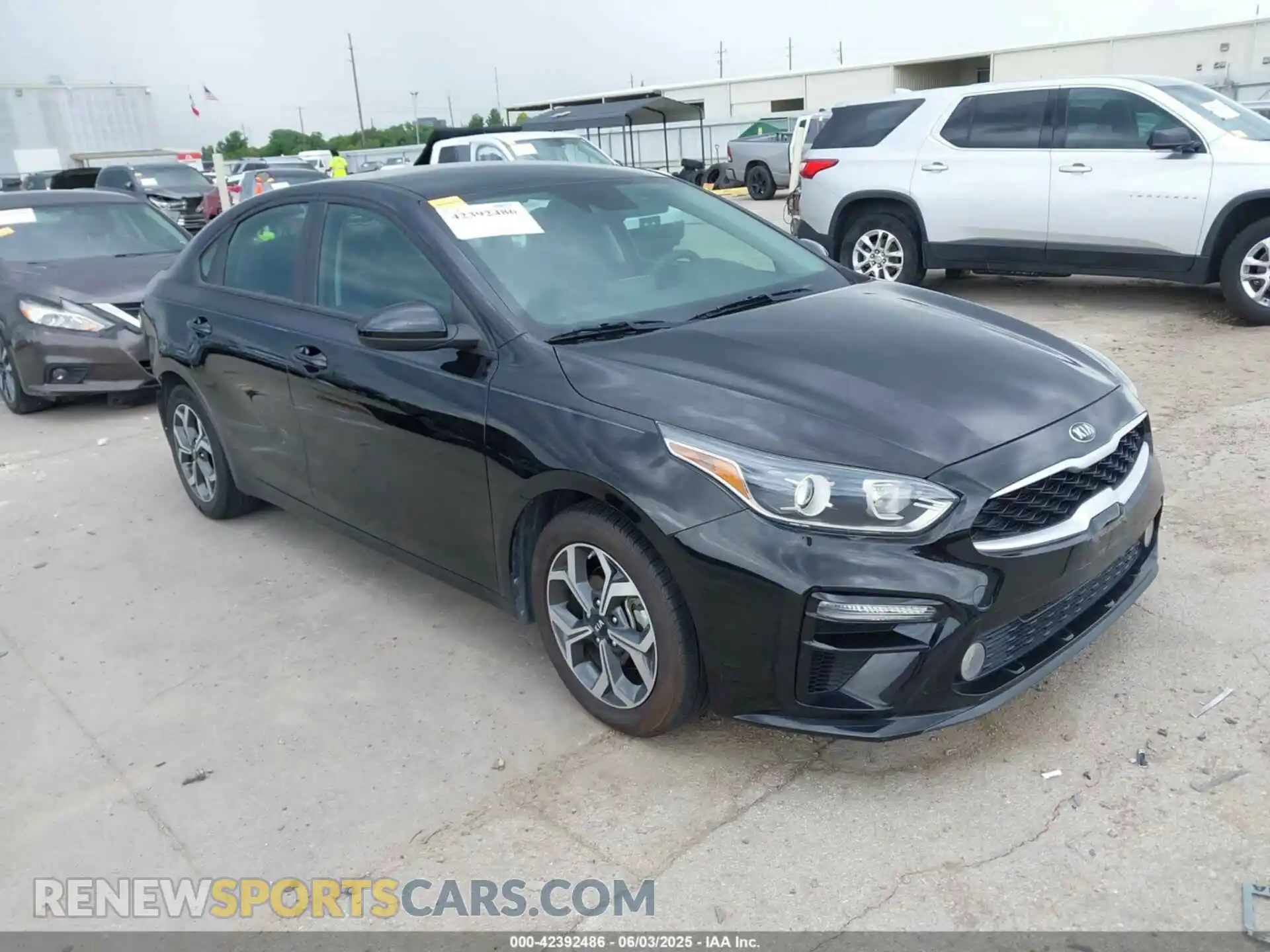1 Photograph of a damaged car 3KPF24AD8ME262763 KIA FORTE 2021