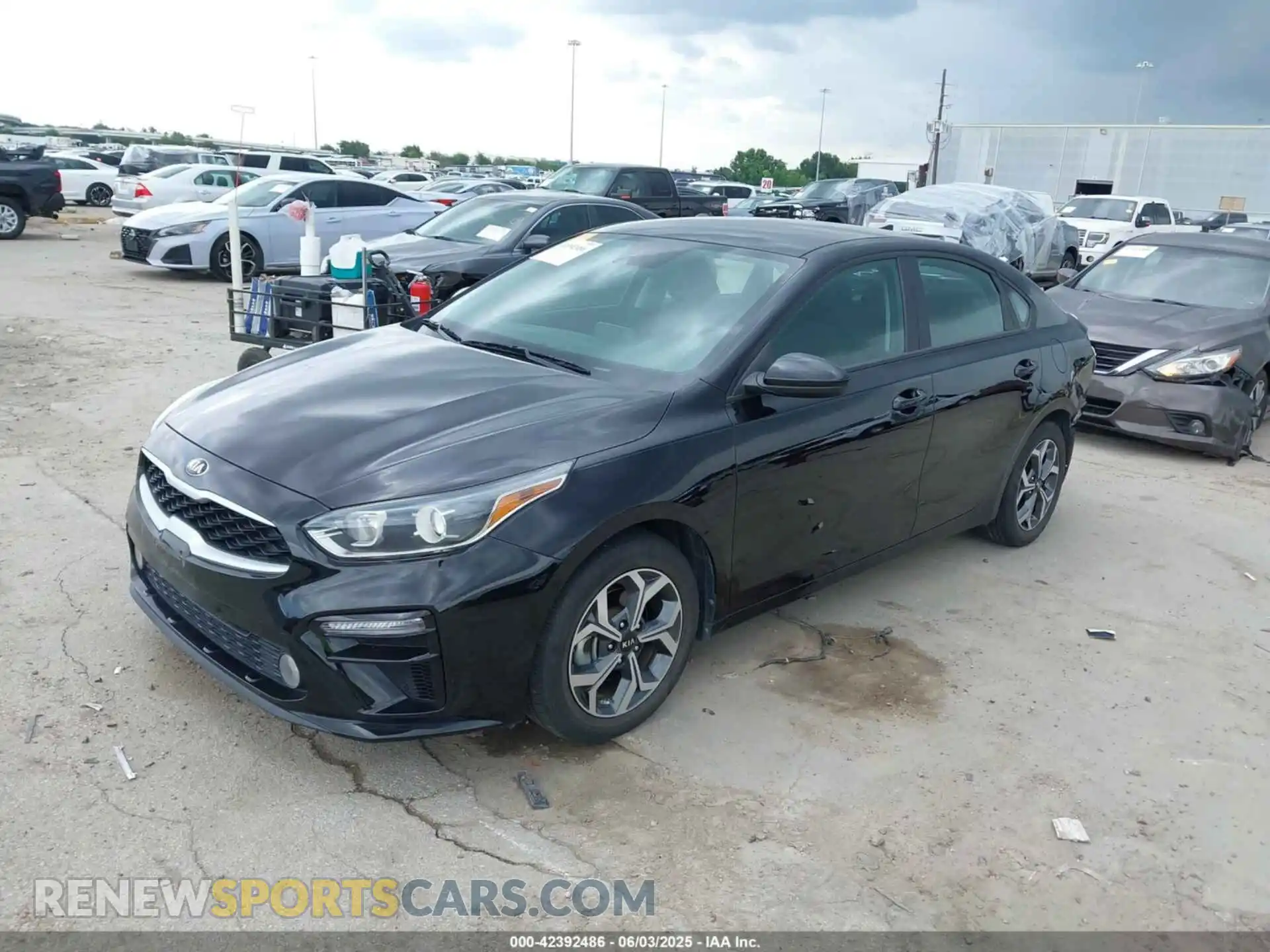 2 Photograph of a damaged car 3KPF24AD8ME262763 KIA FORTE 2021