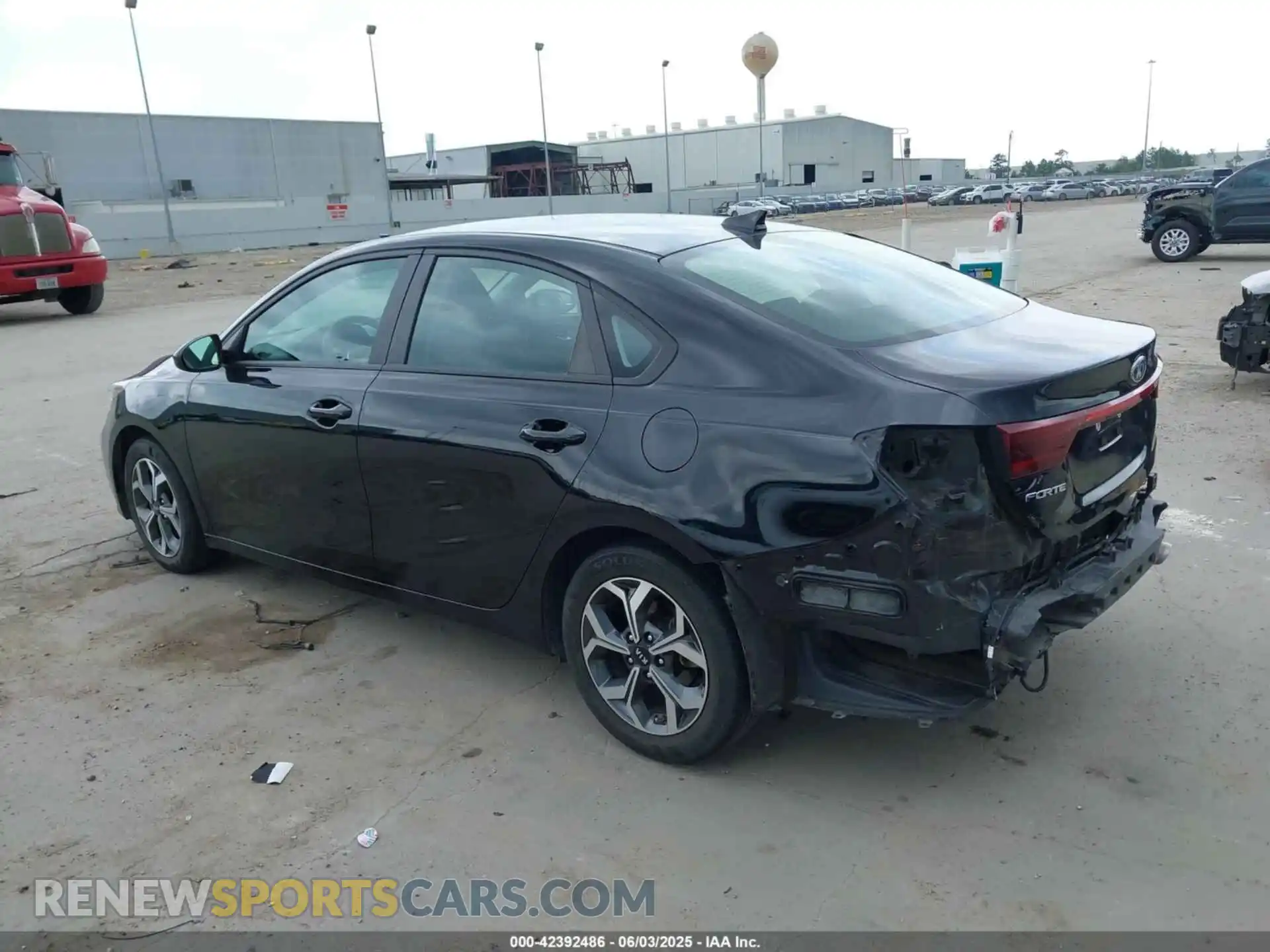 3 Photograph of a damaged car 3KPF24AD8ME262763 KIA FORTE 2021