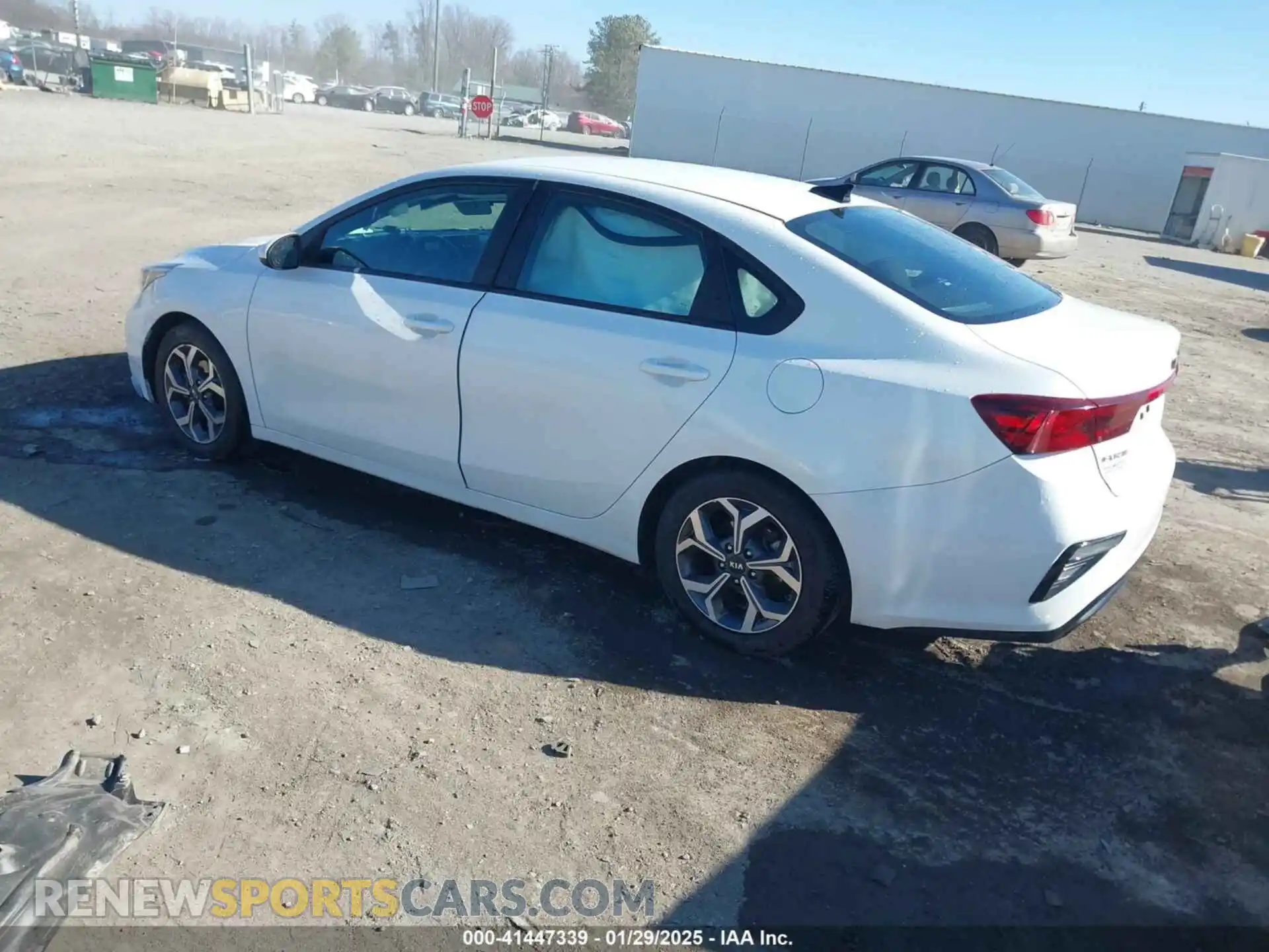 3 Photograph of a damaged car 3KPF24AD8ME263346 KIA FORTE 2021