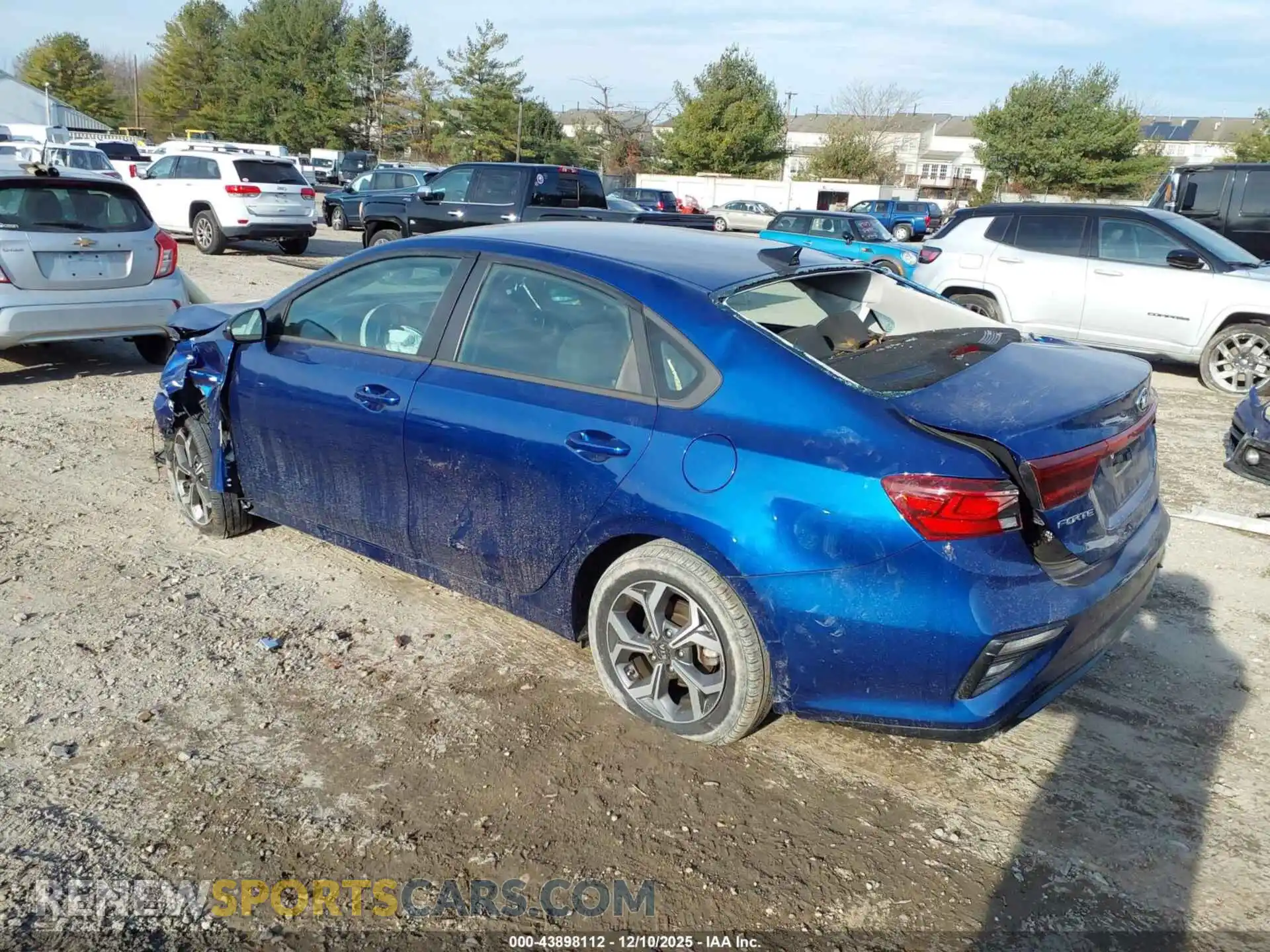 3 Photograph of a damaged car 3KPF24AD8ME272211 KIA FORTE 2021