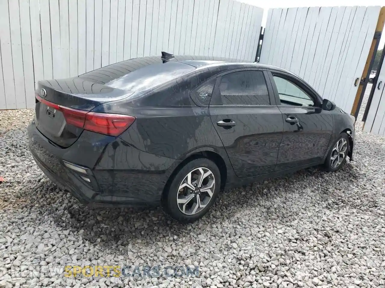 3 fotografías del automóvil dañado 3KPF24AD8ME319155 KIA FORTE 2021