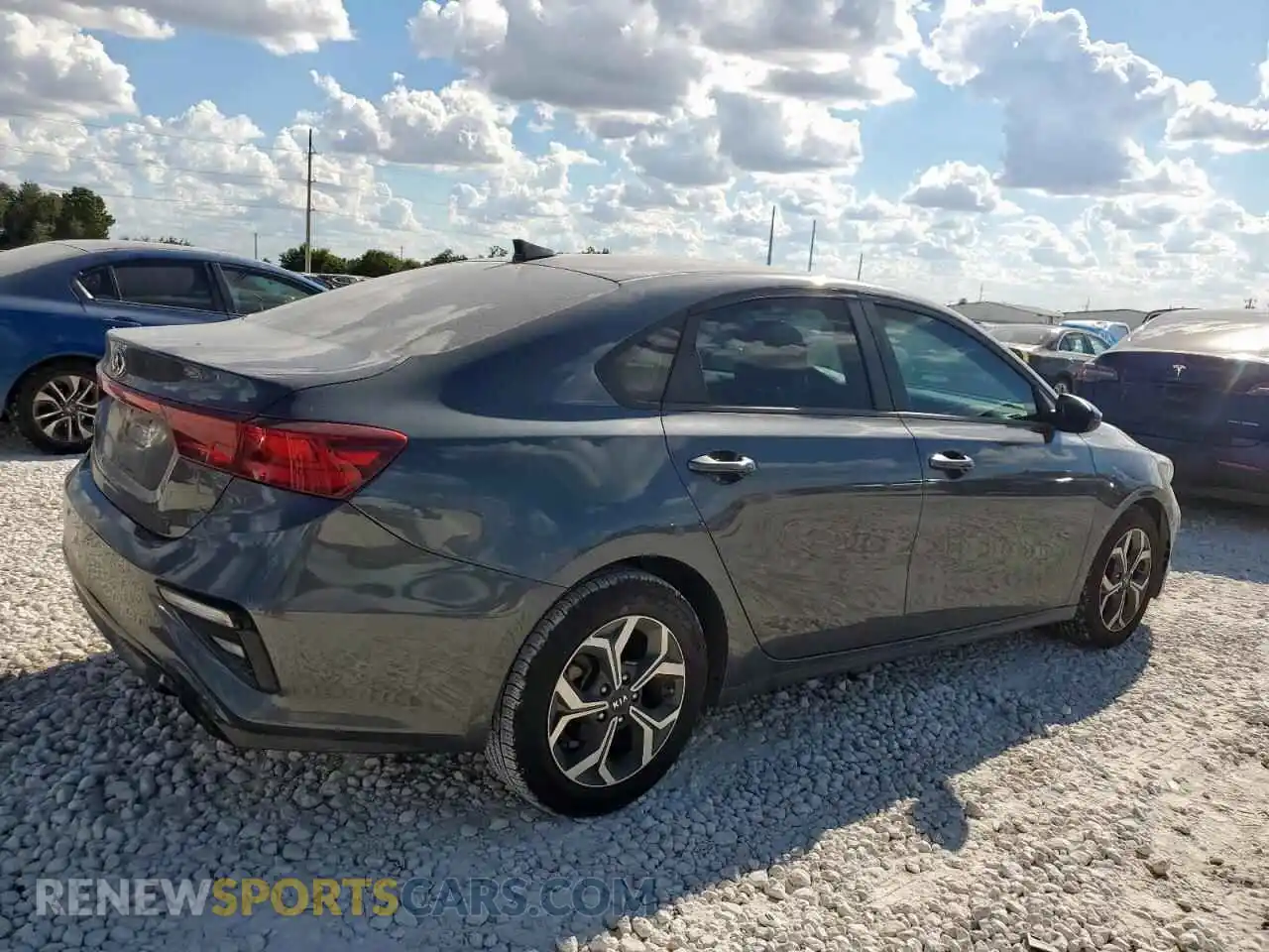 3 Photograph of a damaged car 3KPF24AD8ME345111 KIA FORTE 2021