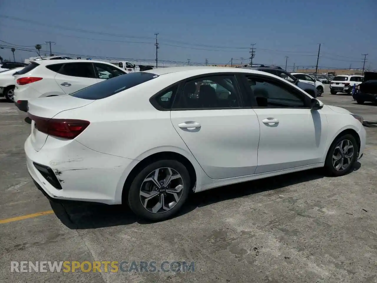 3 Photograph of a damaged car 3KPF24AD8ME363138 KIA FORTE 2021