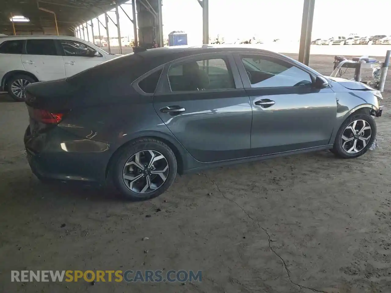 3 Photograph of a damaged car 3KPF24AD8ME366914 KIA FORTE 2021