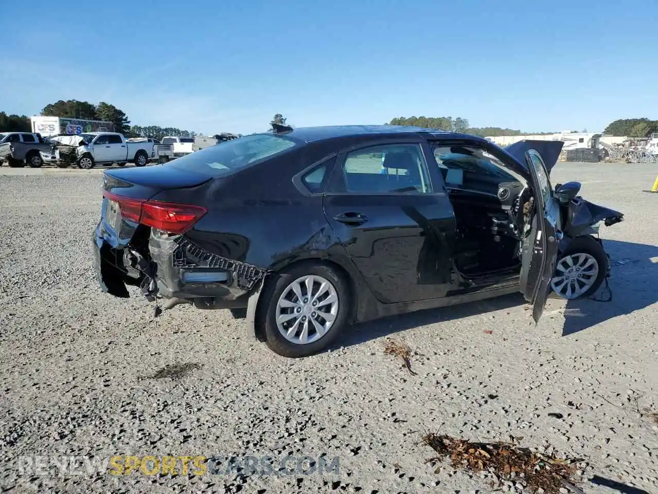 3 Photograph of a damaged car 3KPF24AD8ME373300 KIA FORTE 2021
