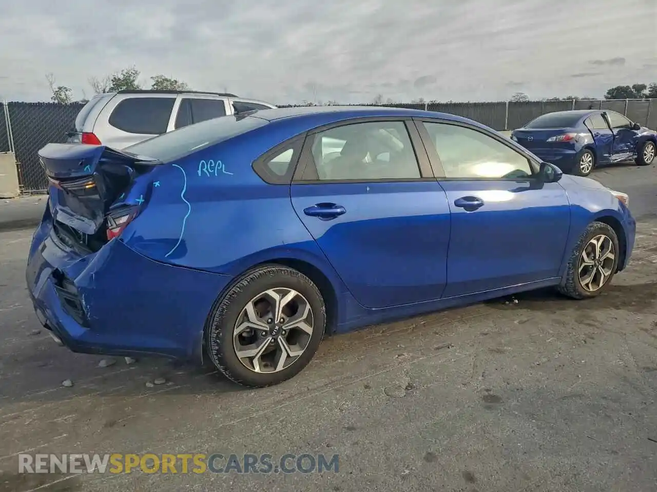 3 Photograph of a damaged car 3KPF24AD8ME387410 KIA FORTE 2021