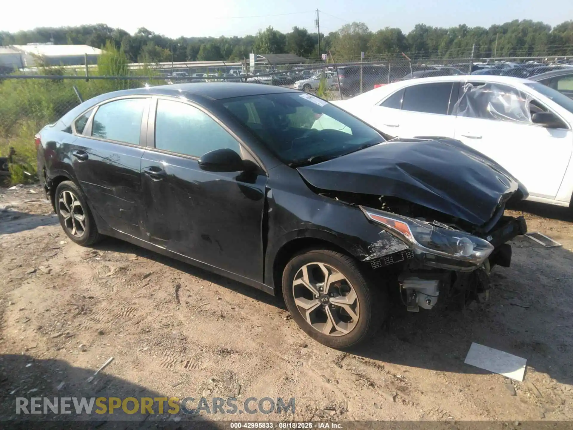 1 Photograph of a damaged car 3KPF24AD8ME390405 KIA FORTE 2021