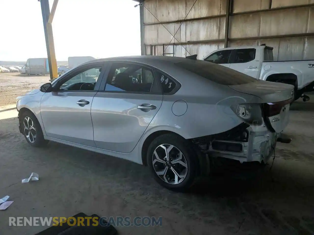 2 Photograph of a damaged car 3KPF24AD8ME414122 KIA FORTE 2021