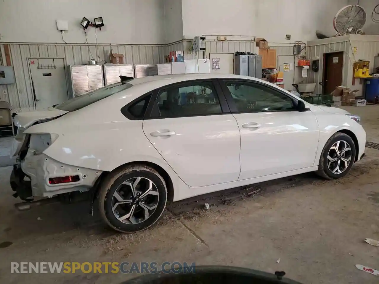 3 Photograph of a damaged car 3KPF24AD9ME268958 KIA FORTE 2021