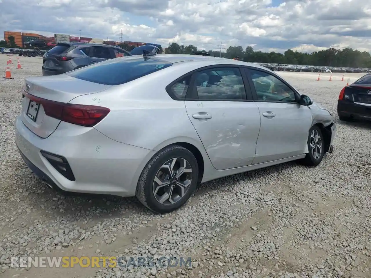3 Photograph of a damaged car 3KPF24AD9ME271536 KIA FORTE 2021