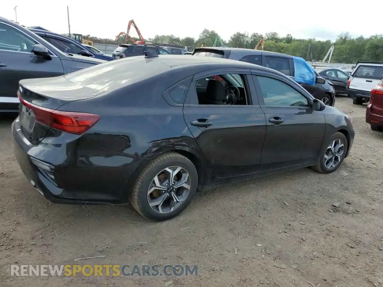 3 Photograph of a damaged car 3KPF24AD9ME283539 KIA FORTE 2021