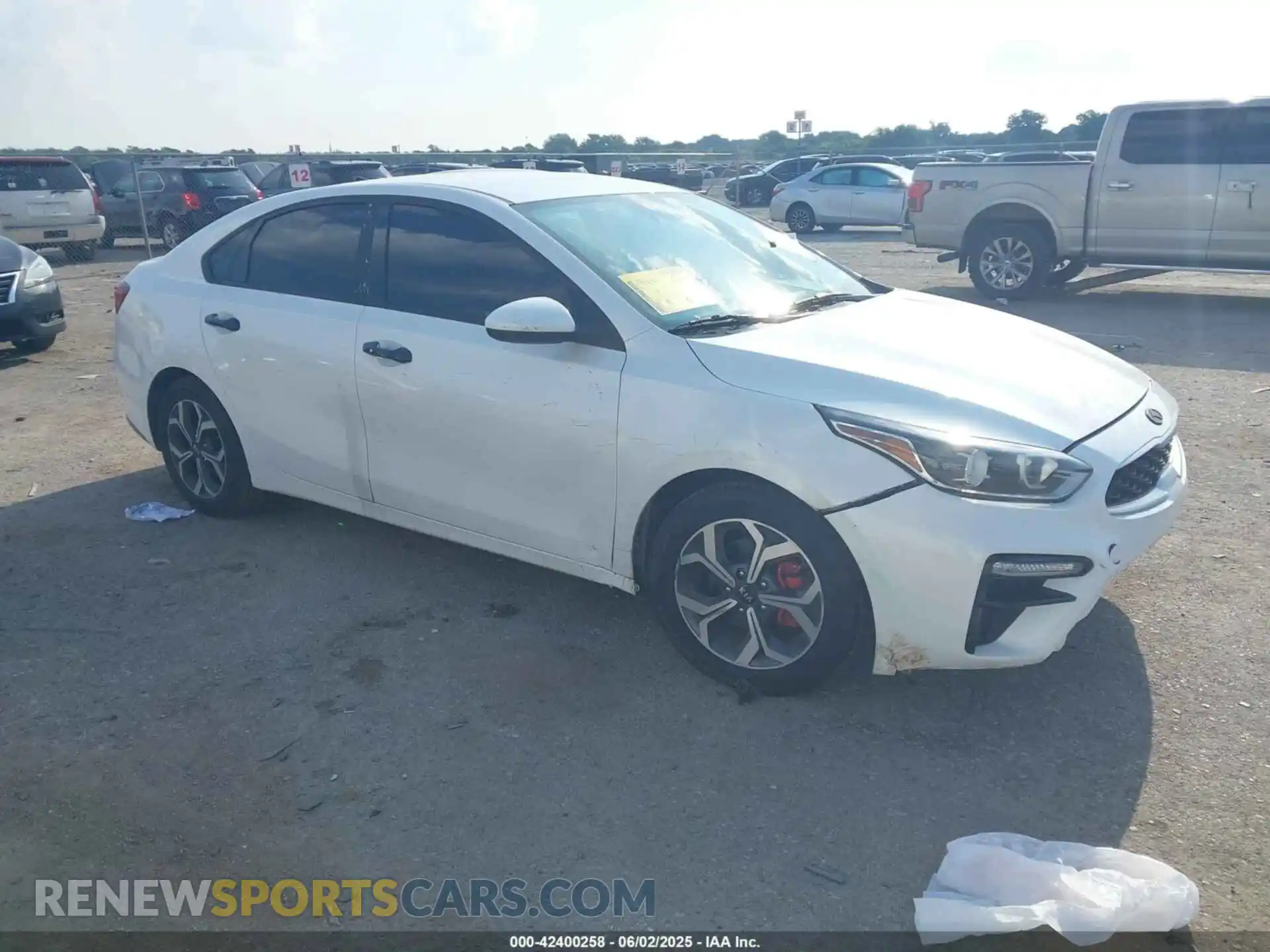 1 Photograph of a damaged car 3KPF24AD9ME304082 KIA FORTE 2021