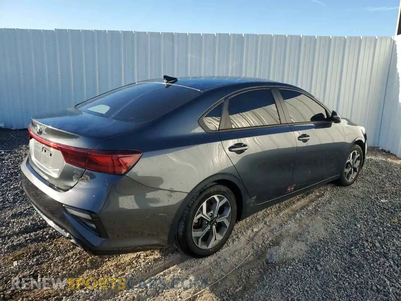 3 fotografías del automóvil dañado 3KPF24AD9ME305247 KIA FORTE 2021