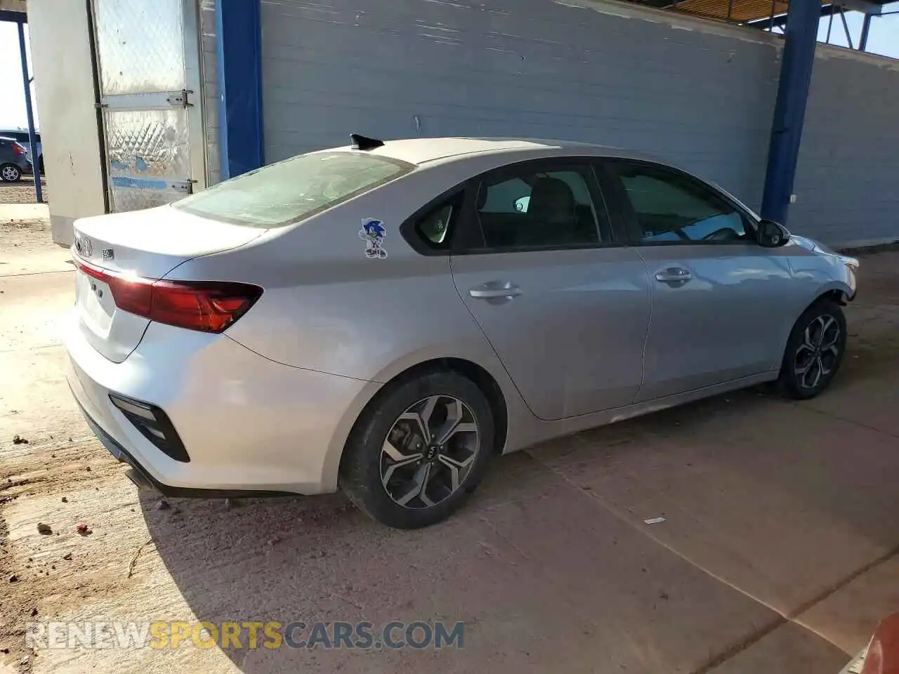 3 Фотография поврежденного автомобиля 3KPF24AD9ME306446 KIA FORTE 2021
