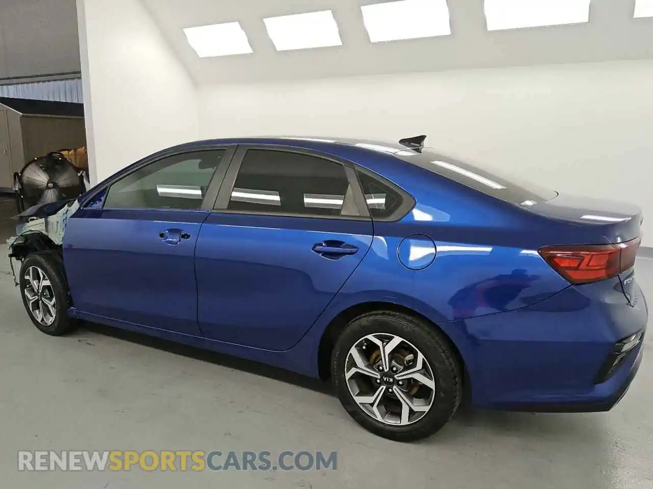 2 Photograph of a damaged car 3KPF24AD9ME316135 KIA FORTE 2021