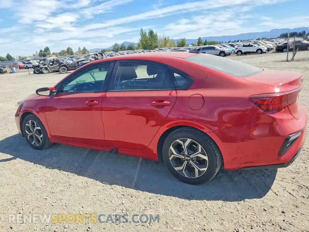 2 fotografías del automóvil dañado 3KPF24AD9ME316443 KIA FORTE 2021