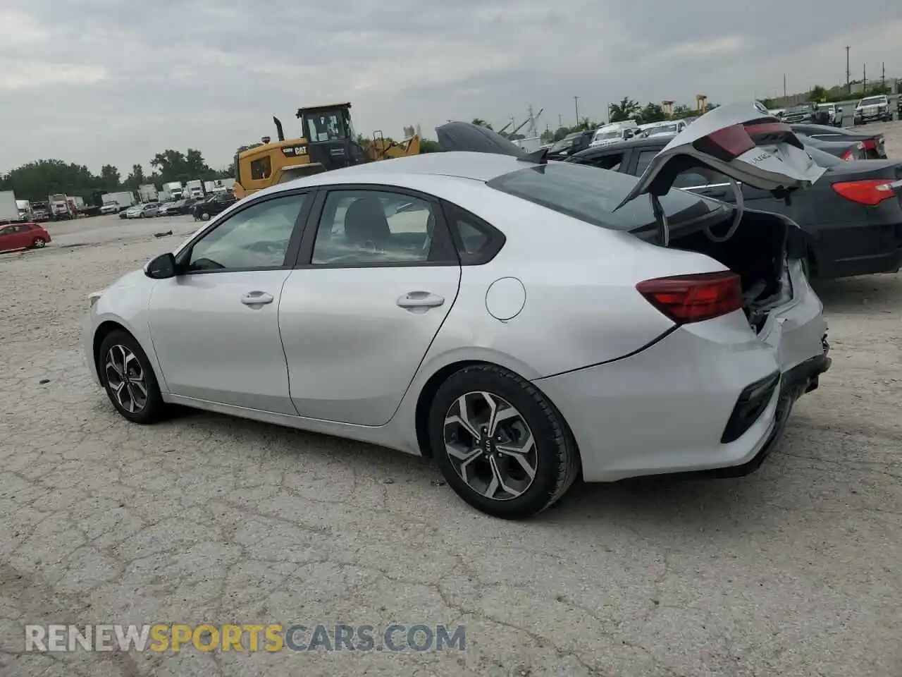 2 Photograph of a damaged car 3KPF24AD9ME317916 KIA FORTE 2021