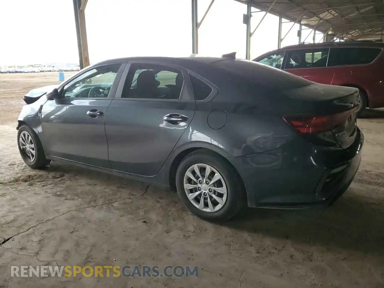 2 fotografías del automóvil dañado 3KPF24AD9ME320024 KIA FORTE 2021