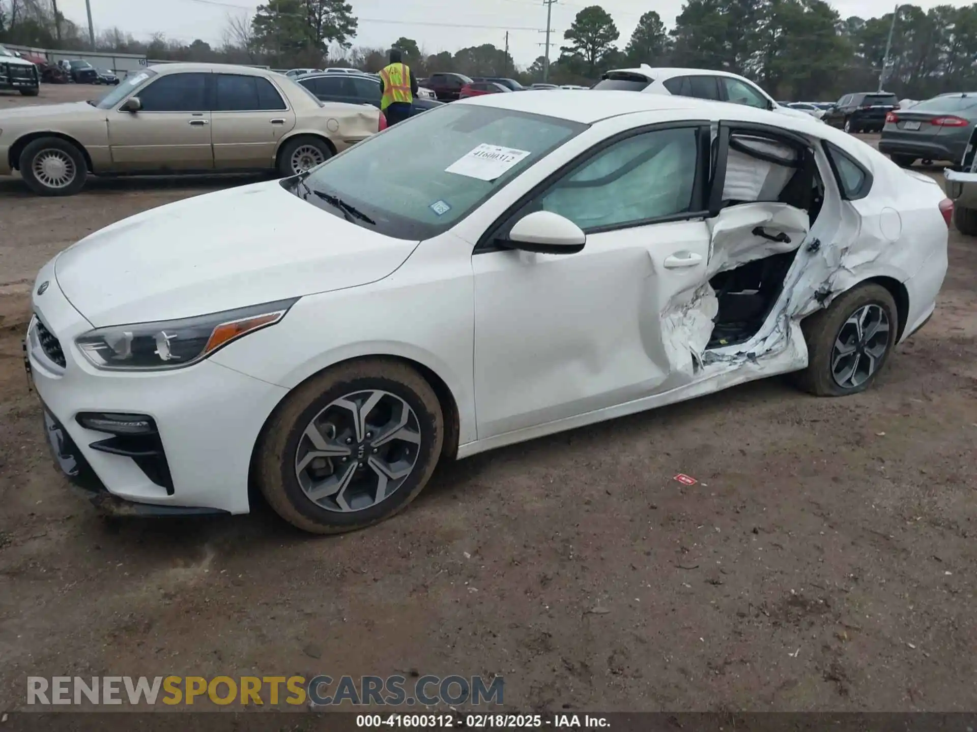 2 Photograph of a damaged car 3KPF24AD9ME329578 KIA FORTE 2021