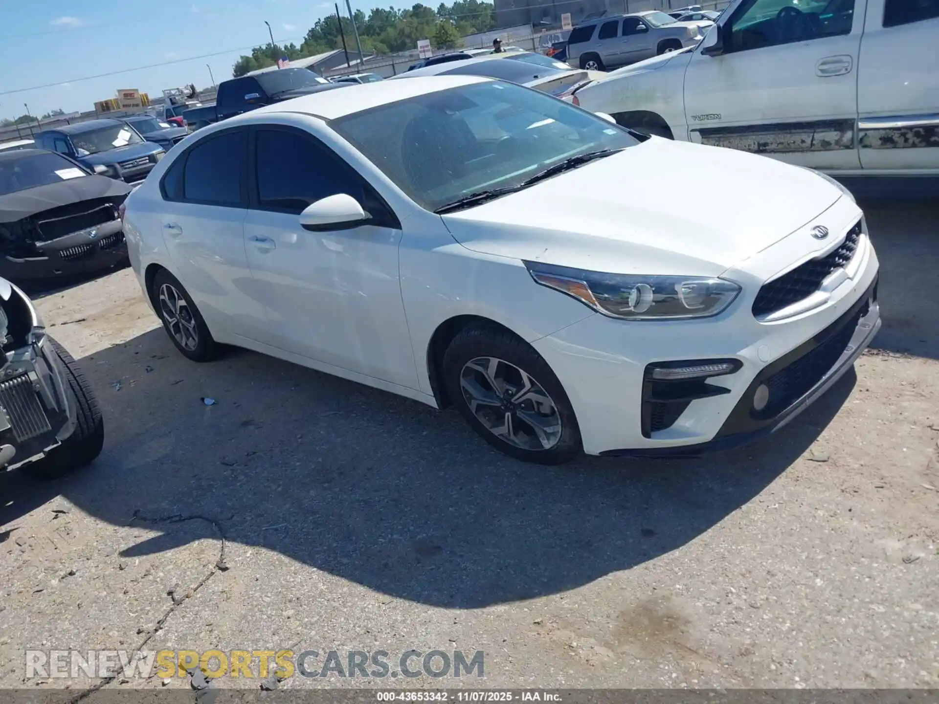 1 Photograph of a damaged car 3KPF24AD9ME349491 KIA FORTE 2021