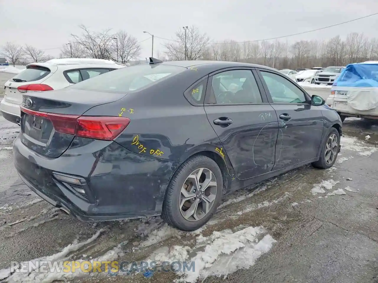 3 Photograph of a damaged car 3KPF24ADXME267592 KIA FORTE 2021