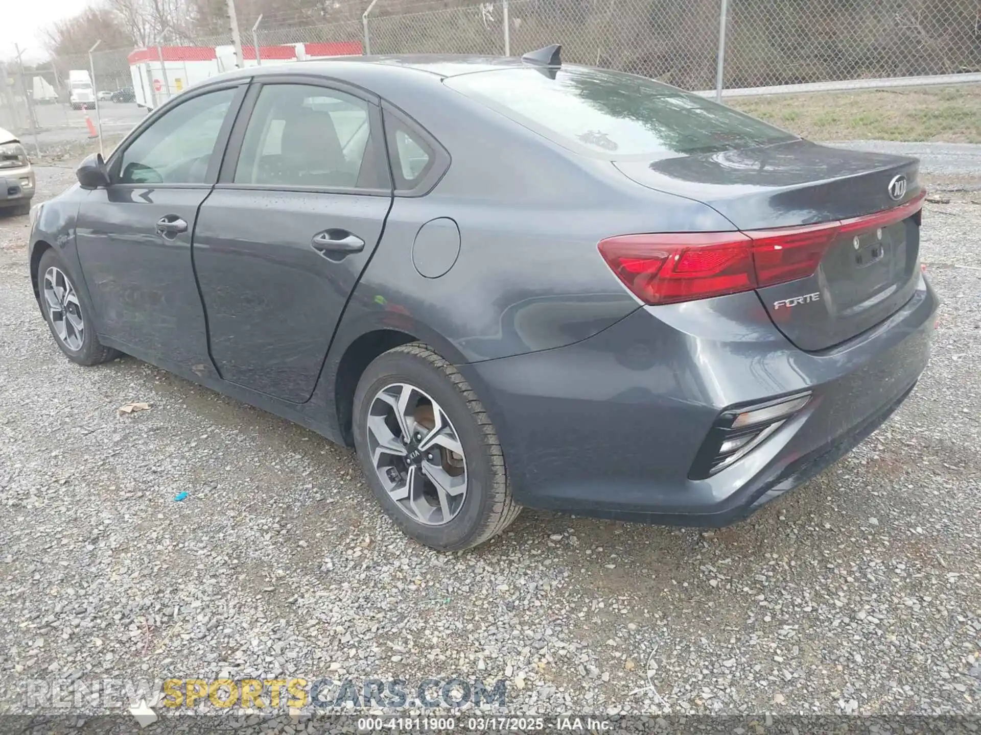 3 Photograph of a damaged car 3KPF24ADXME267687 KIA FORTE 2021