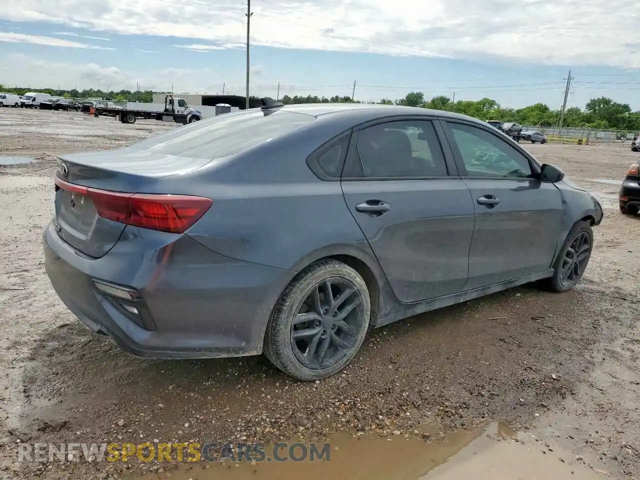 3 Photograph of a damaged car 3KPF24ADXME284537 KIA FORTE 2021