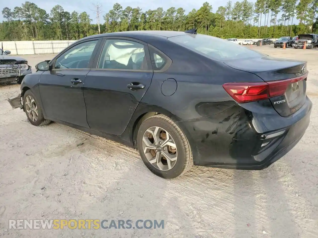 2 Photograph of a damaged car 3KPF24ADXME318041 KIA FORTE 2021