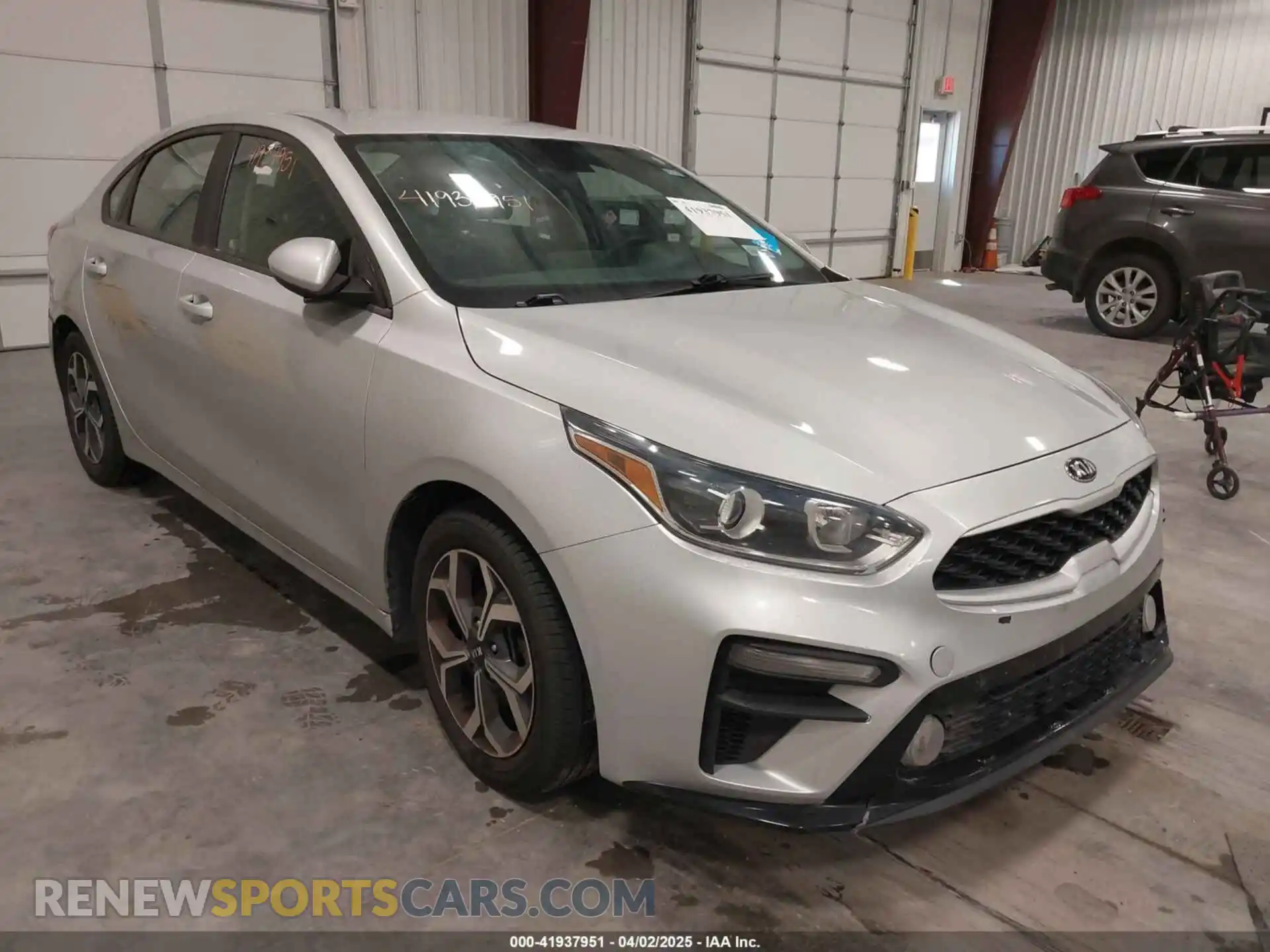 1 Photograph of a damaged car 3KPF24ADXME336362 KIA FORTE 2021