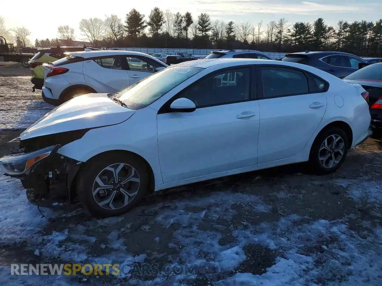 1 Photograph of a damaged car 3KPF24ADXME342078 KIA FORTE 2021