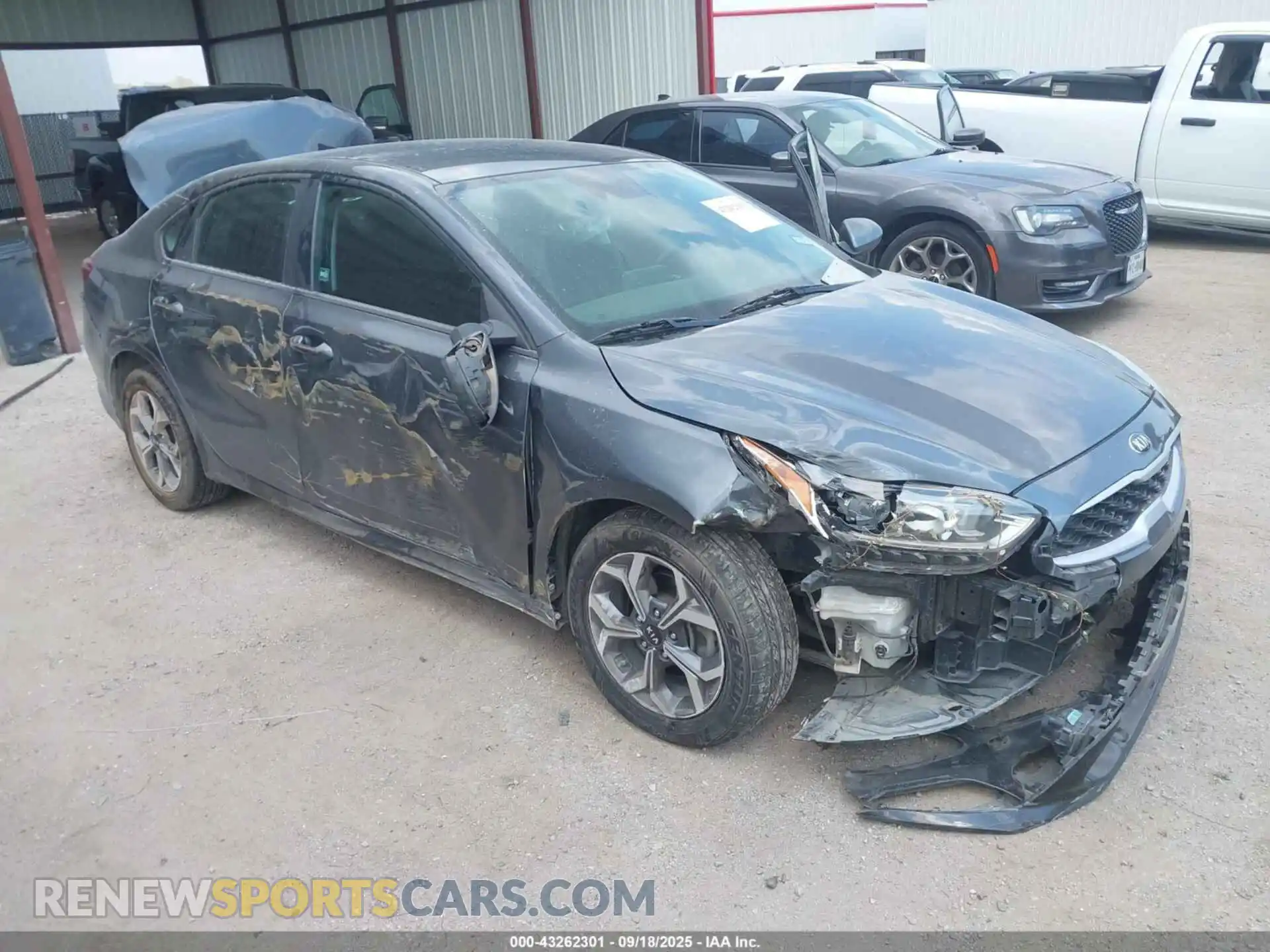 1 Photograph of a damaged car 3KPF24ADXME352996 KIA FORTE 2021