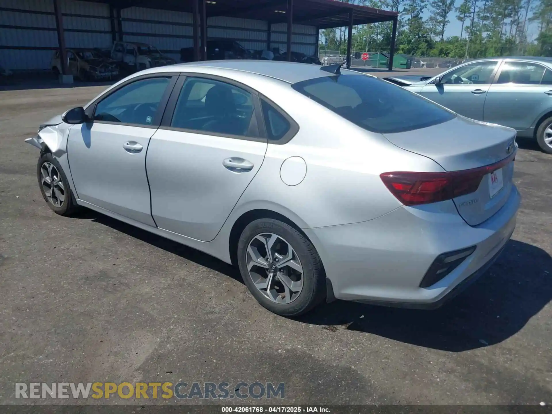 3 Photograph of a damaged car 3KPF24ADXME359818 KIA FORTE 2021