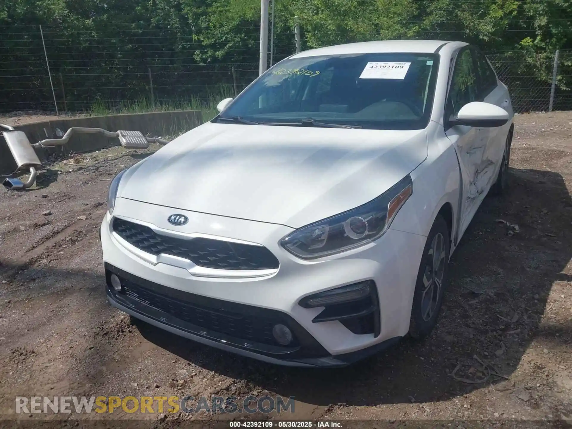 2 Photograph of a damaged car 3KPF24ADXME362489 KIA FORTE 2021