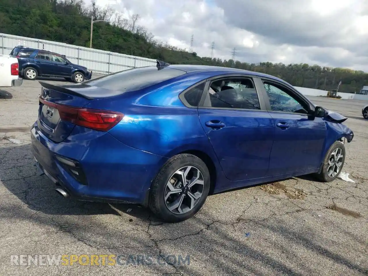 3 Photograph of a damaged car 3KPF24ADXME367708 KIA FORTE 2021