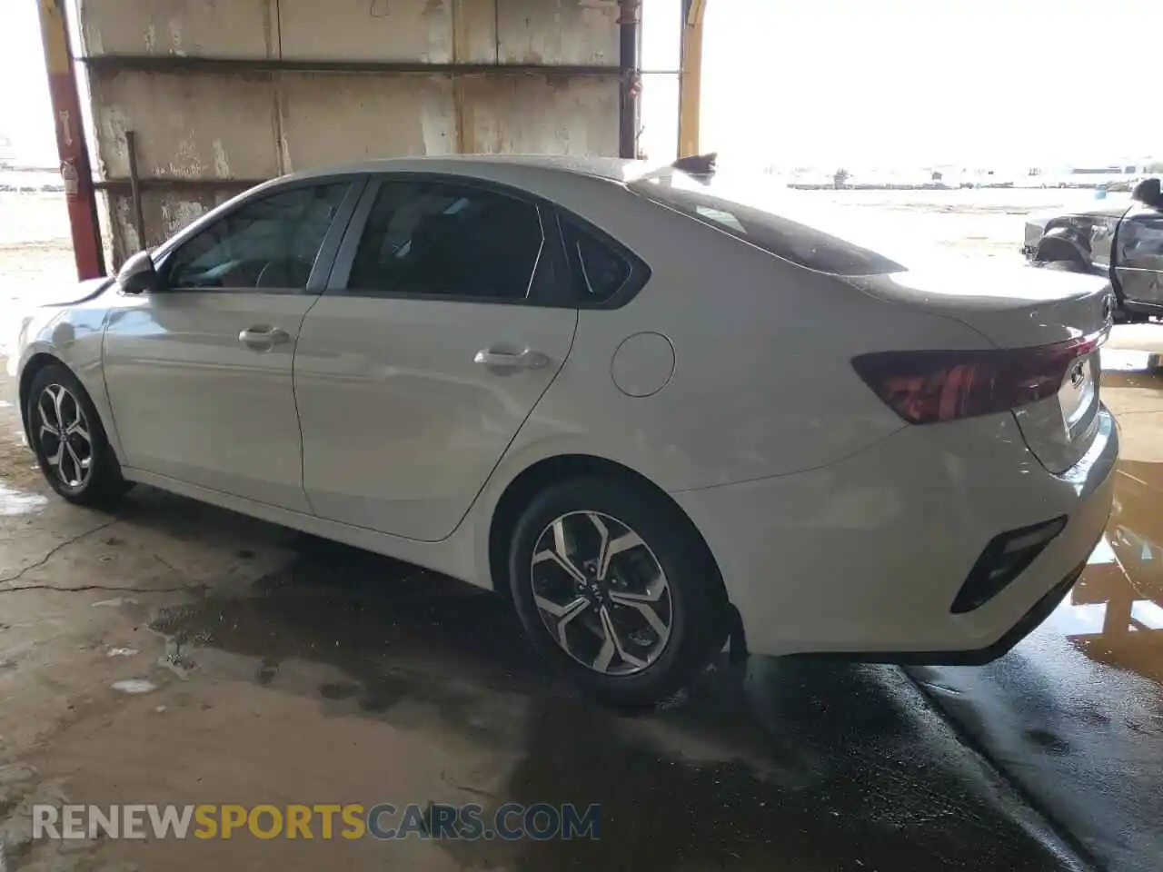 2 Photograph of a damaged car 3KPF24ADXME374979 KIA FORTE 2021