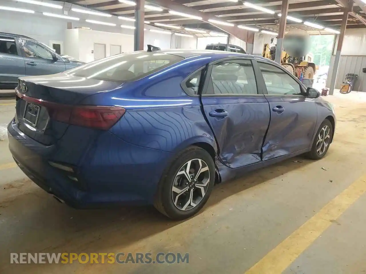 3 Photograph of a damaged car 3KPF24ADXME385576 KIA FORTE 2021