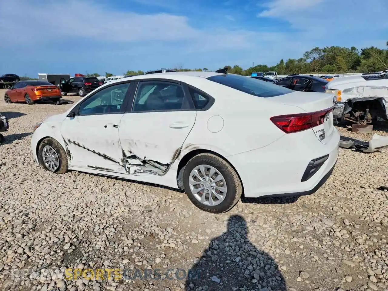 2 Photograph of a damaged car 3KPF24ADXME397615 KIA FORTE 2021