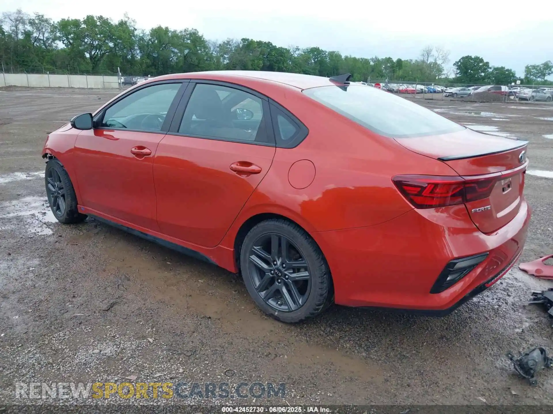 3 Photograph of a damaged car 3KPF34AD0ME298301 KIA FORTE 2021