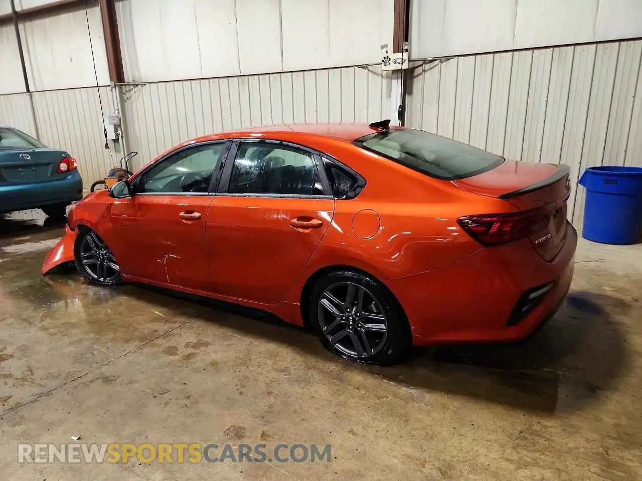 2 fotografías del automóvil dañado 3KPF34AD0ME309068 KIA FORTE 2021