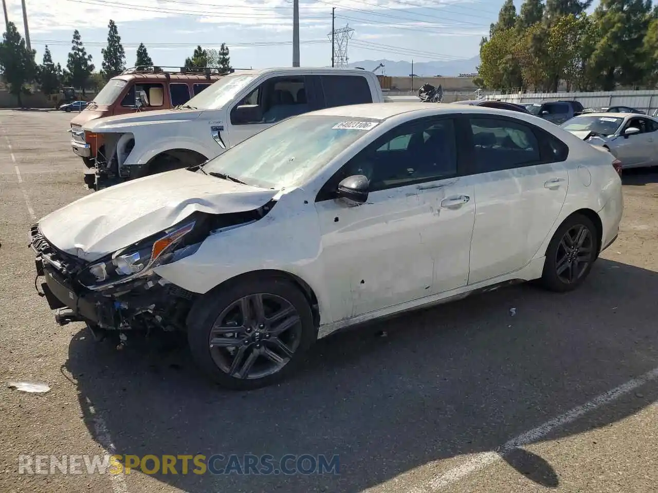 1 Photograph of a damaged car 3KPF34AD0ME410451 KIA FORTE 2021