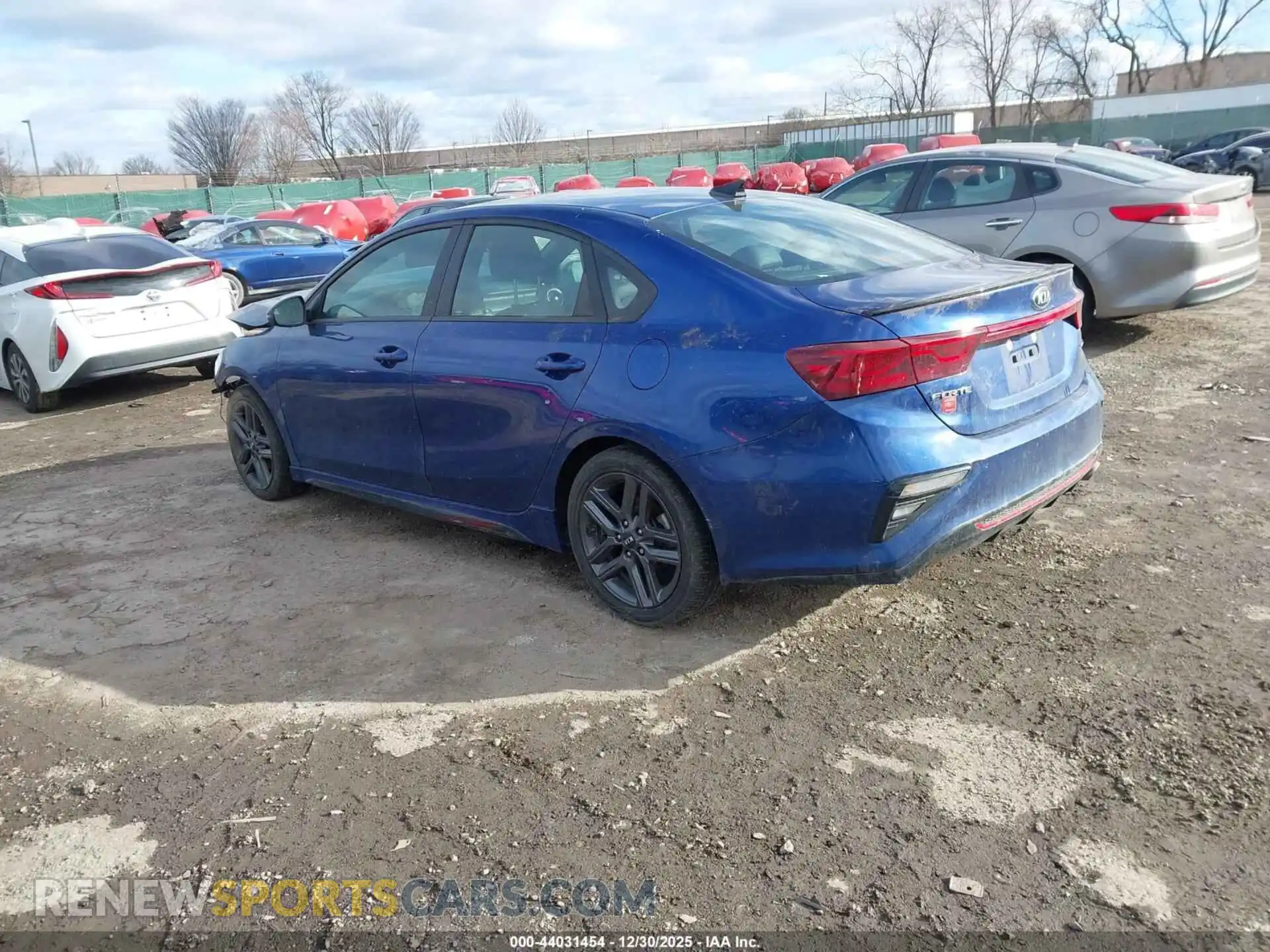 3 Photograph of a damaged car 3KPF34AD1ME312383 KIA FORTE 2021