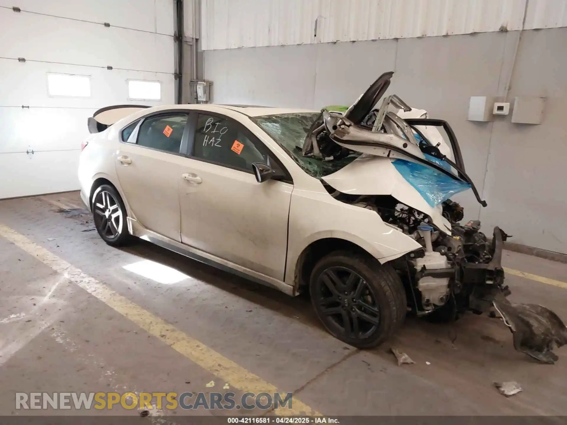 1 Photograph of a damaged car 3KPF34AD1ME341222 KIA FORTE 2021