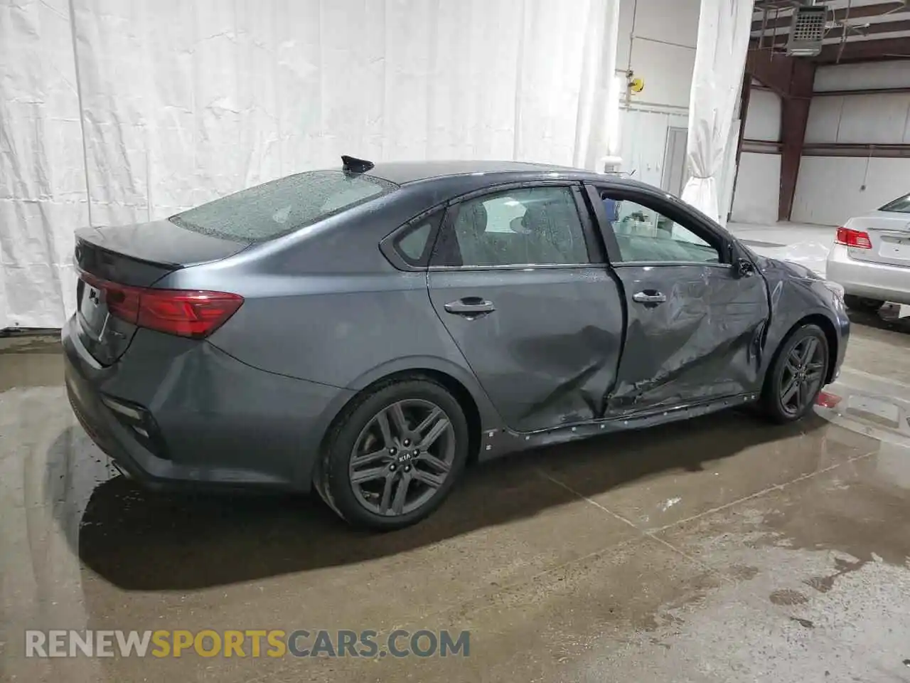 3 fotografías del automóvil dañado 3KPF34AD1ME382918 KIA FORTE 2021