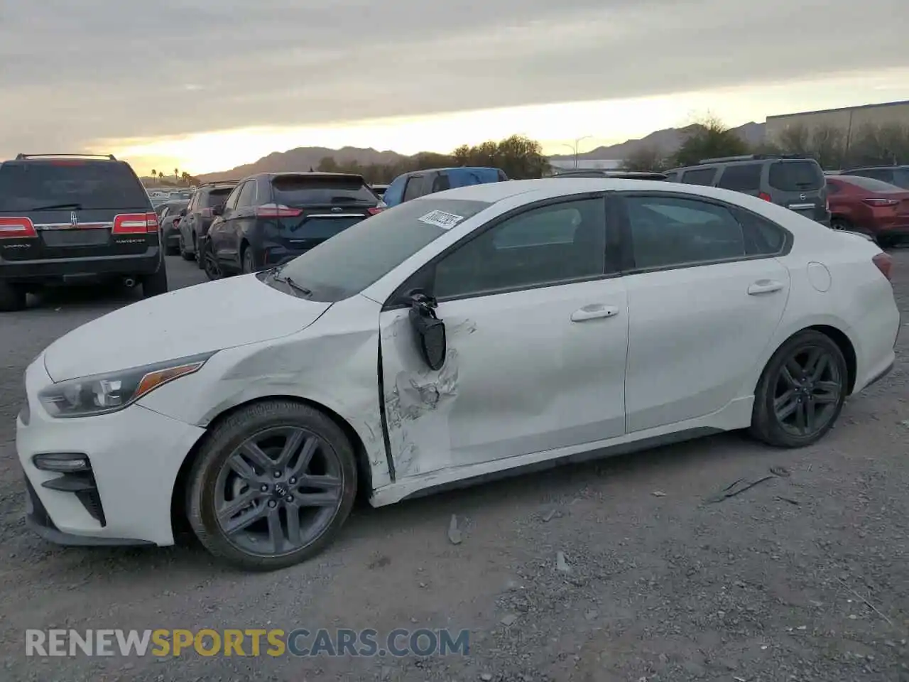 1 fotografías del automóvil dañado 3KPF34AD1ME391893 KIA FORTE 2021
